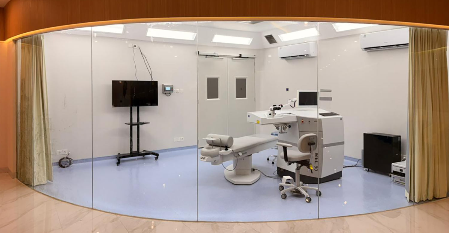 Trans-PRK (Transepithelial Photorefractive Keratectomy)