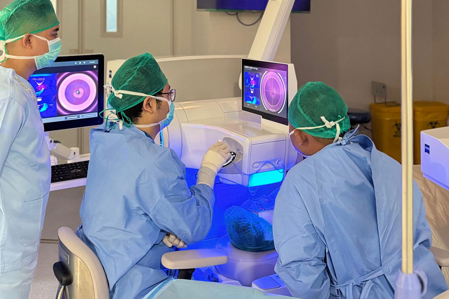 LASIK untuk Mata Minus: Batas Koreksi & Pilihan Metode